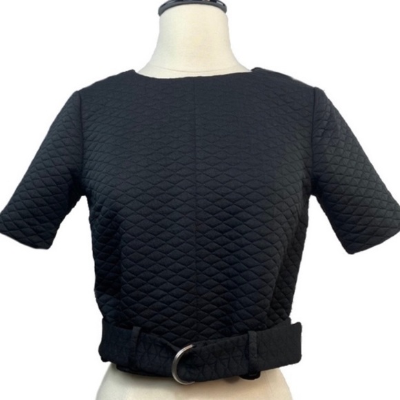 Elle Black waffle belted crop top - Picture 1 of 7